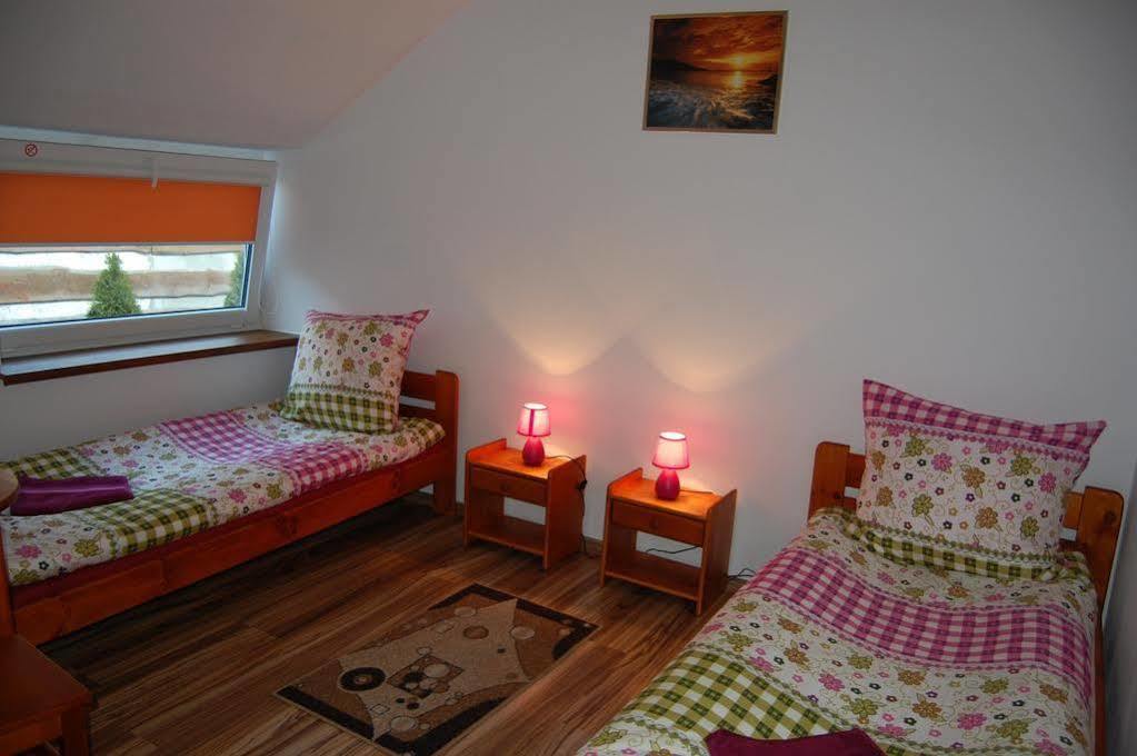 Hostal Okecie 39 - I Parking Blisko Lotnisko Okecie Varsovia