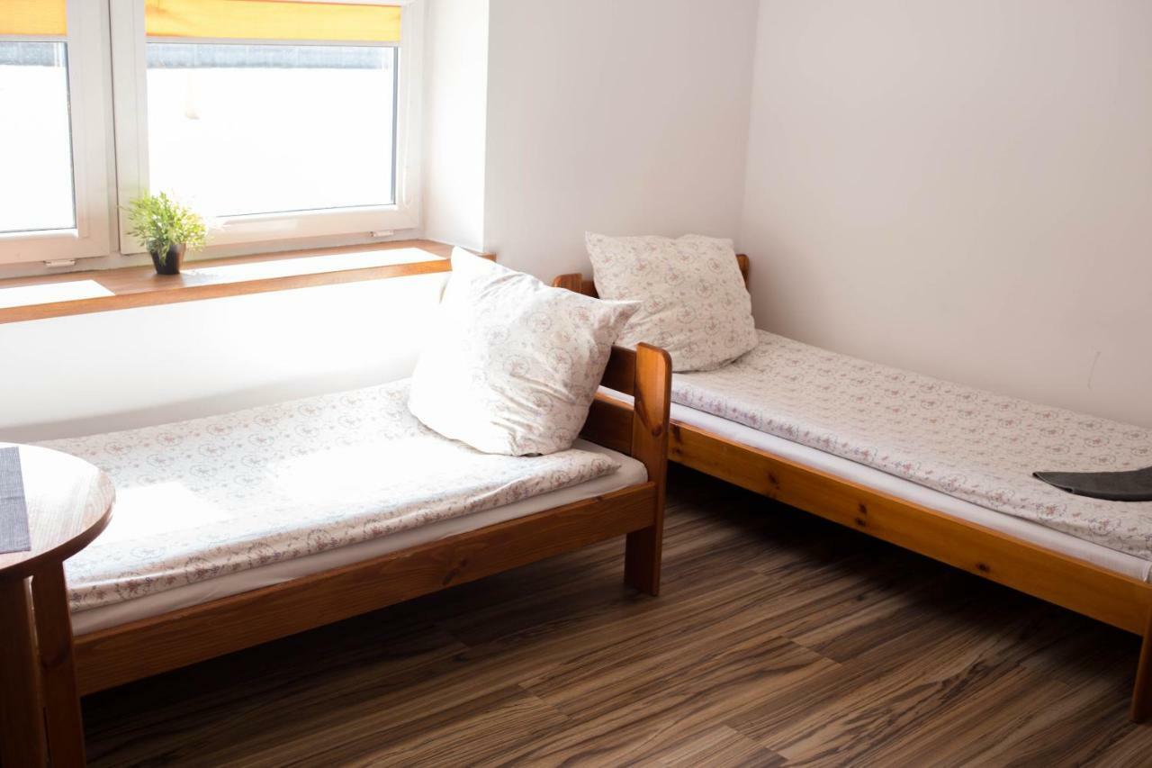 Hostal Okecie 39 - I Parking Blisko Lotnisko Okecie